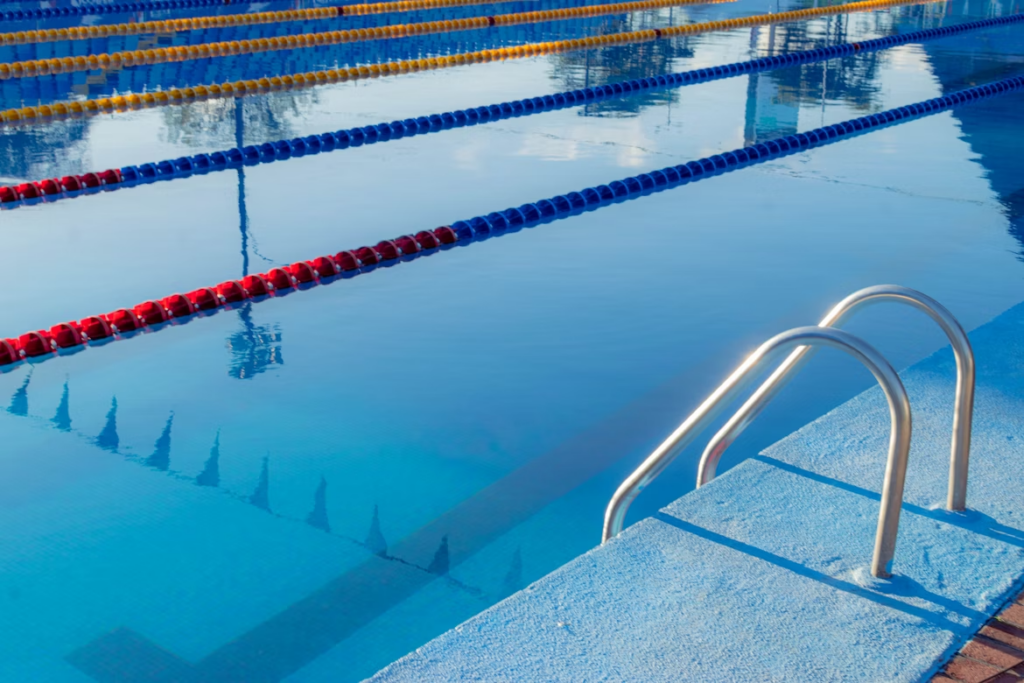 swimming pool contractor