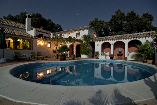 Luxury Swimming pool