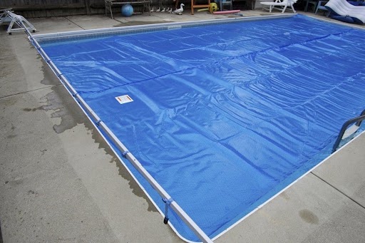 How to Do Swimming Pool Maintenance During the Monsoon