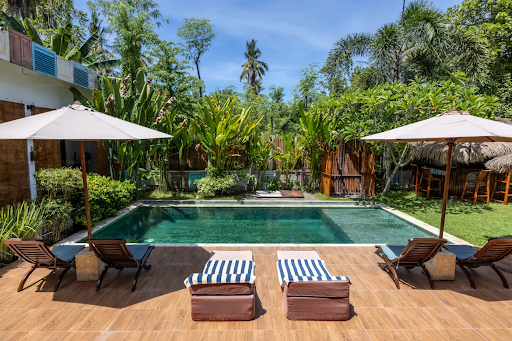 Readymade Swimming Pool vs Traditional Construction: Which Is Right for Your Property?